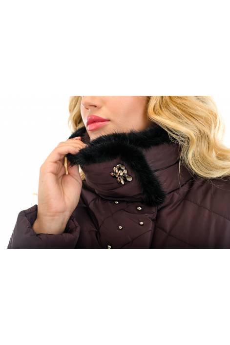 1852 –jacket with mink fur and large beads