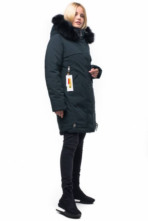 Parka down jacket of medium length with fringe of natural fur № 1849