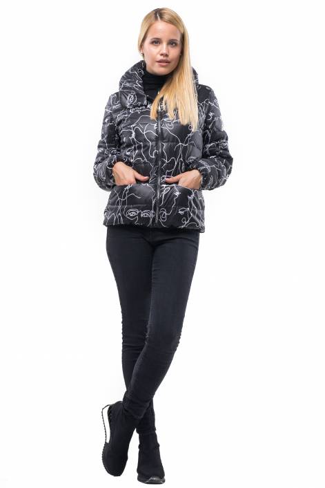 Чорна куртка з принтом №1872