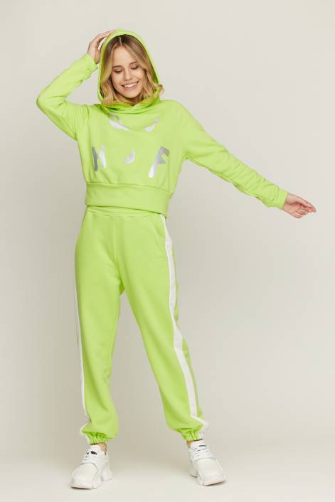 Костюм с короткой кофтой и брюками «Джогеры» №3200