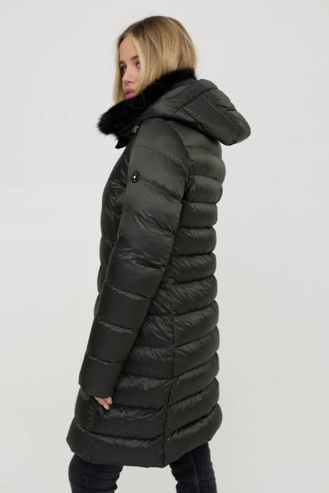 Ультрамодний пуховик довжиною вище коліна №3850 з натуральним коміром з хутра песця